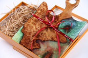 Load image into Gallery viewer, Jeezi Handmade Resin Deli Board, Charcuterie Board, Real Wood Epoxy Resin Cutting Board, Cheese Board, Handle Pizza Board 47